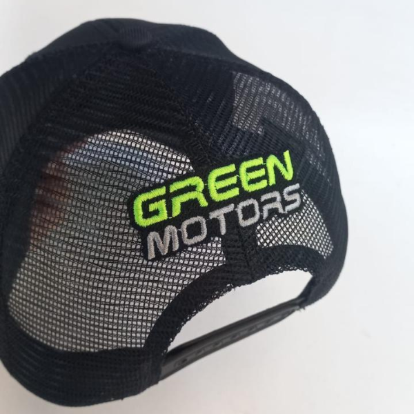 boné preto com logo na retaguarda verde